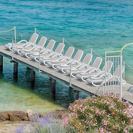 Orione - Front Hotel Brenzone sul Garda