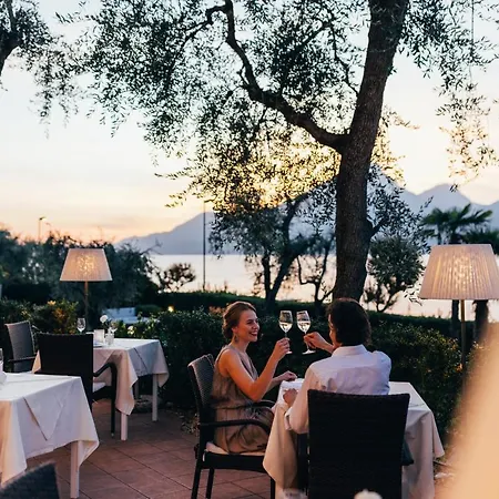 Orione - Front Hotel Brenzone sul Garda