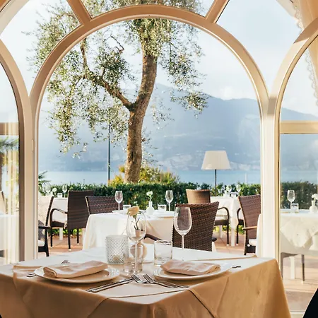 Hotel Orione - Front Brenzone sul Garda