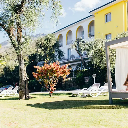 Hotel Orione - Front Brenzone sul Garda