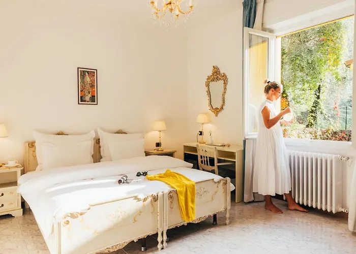 Orione - Front Отель Бренцоне-суль-Гарда