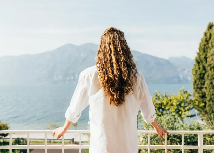 Orione - Front Отель Бренцоне-суль-Гарда