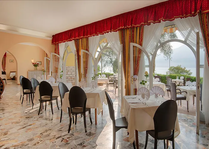 Orione - Front Отель Бренцоне-суль-Гарда