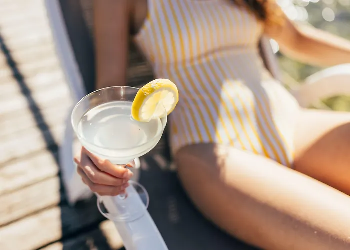 Orione - Front Отель