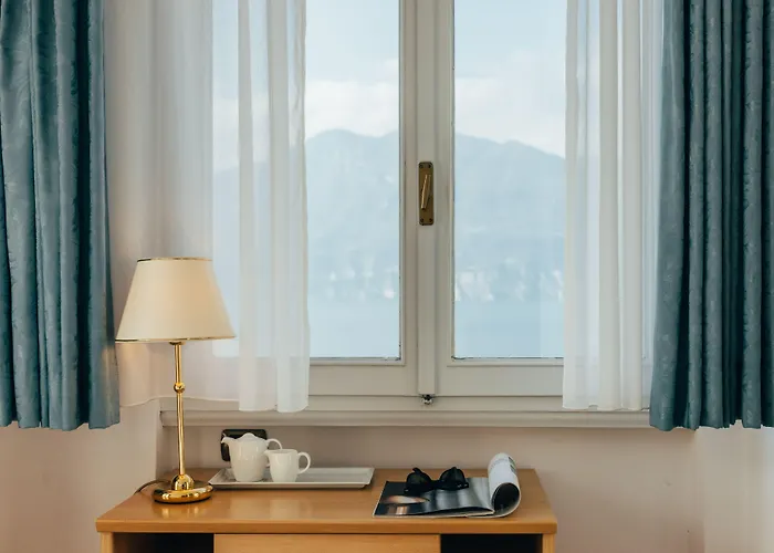 Отель Orione - Front Бренцоне-суль-Гарда